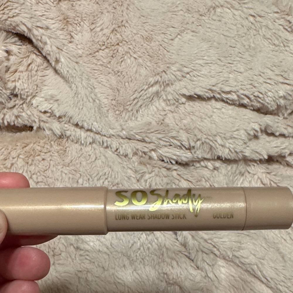 Belle Beauty Long Wear Shadow Stick -‎ Golden